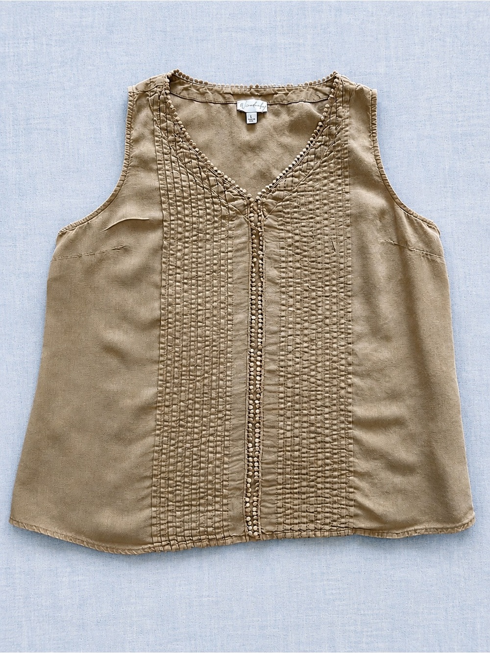 Wonderly Pintuck Detail Sleeveless Top - Size Large